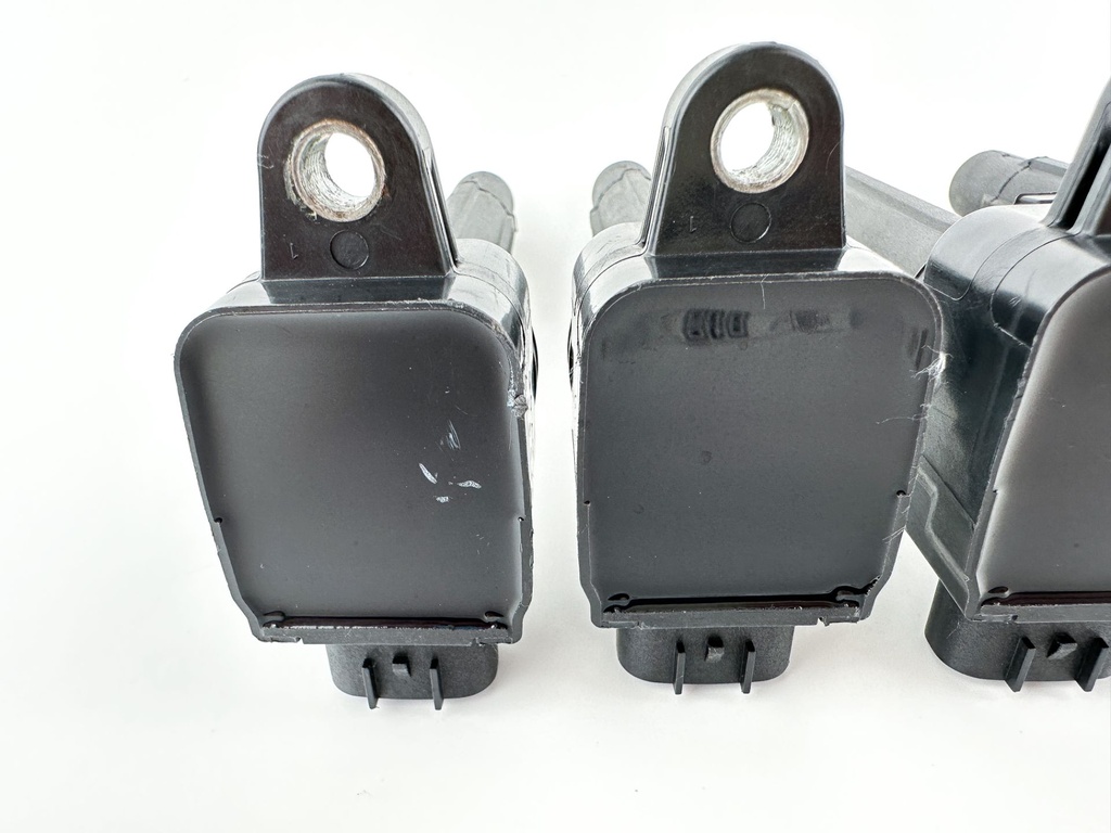 2007 Suzuki 175 HP 4 Stroke Outboard Ignition Coil Set 33410-93J00 OEM