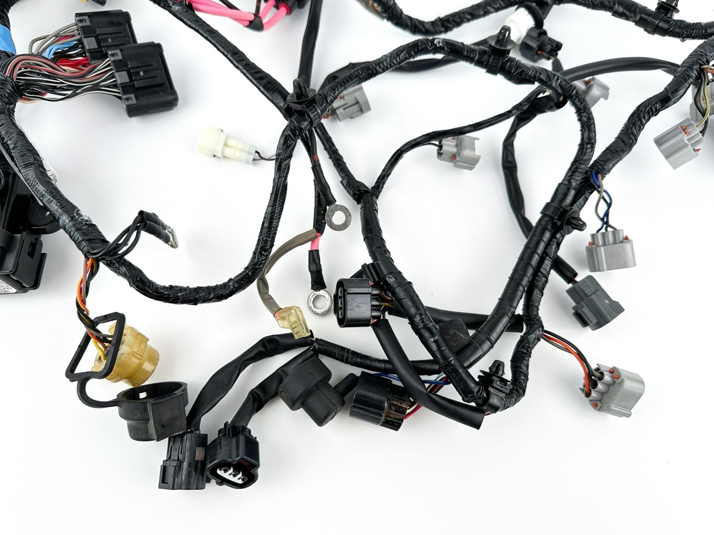 2007 Suzuki 175 HP 4 Stroke Outboard Engine Wire Harness 36610-96J10 OEM