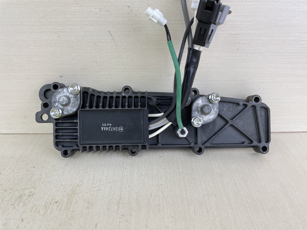 2005 Suzuki 140HP DF140 4 Stroke Outboard Rectifier Regulator Assembly 32800-90J30