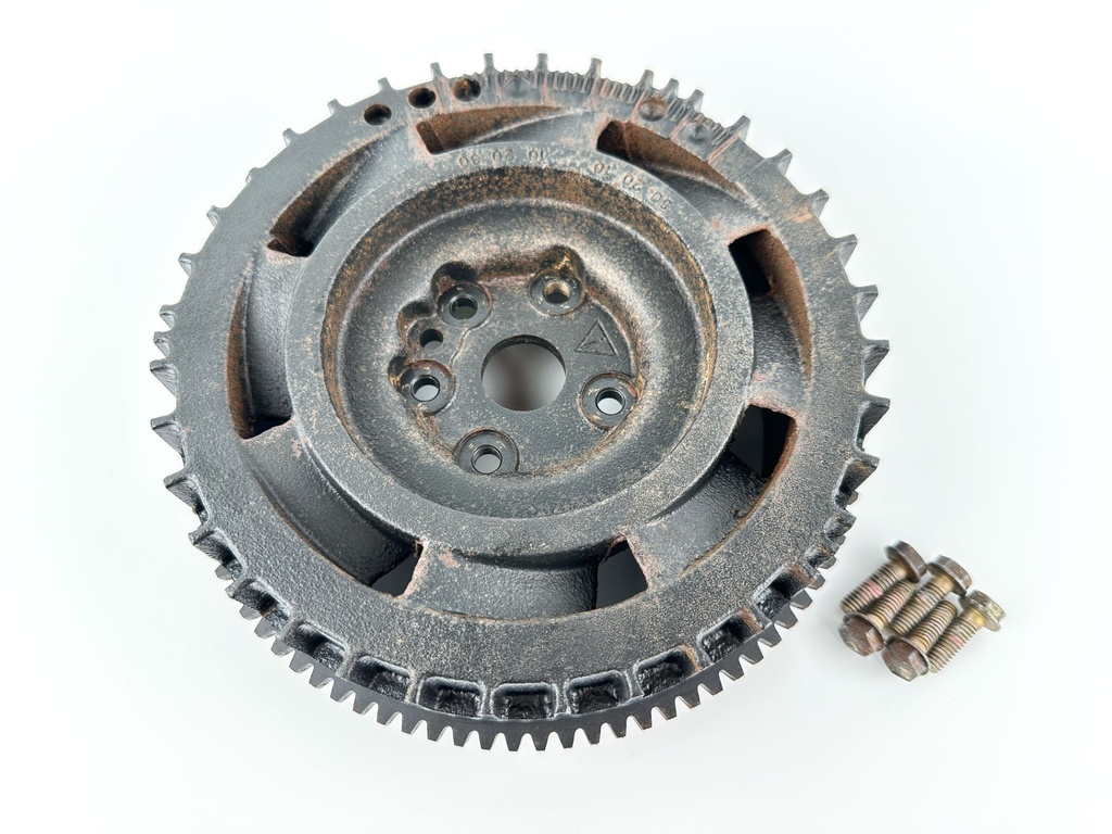 2001 Evinrude 115 HP 2 Stroke Outboard Flywheel 0586526 OEM