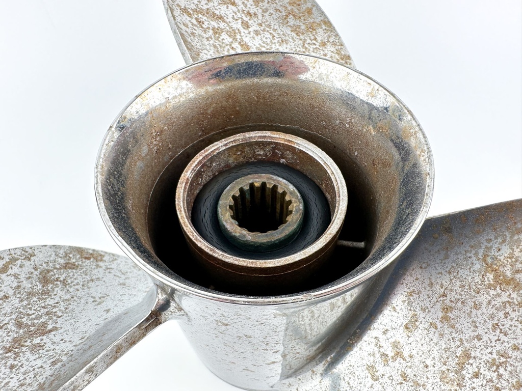 Suzuki Stainless Steel 3 Blade Propeller Prop 14" X 20P Right Hand Standard