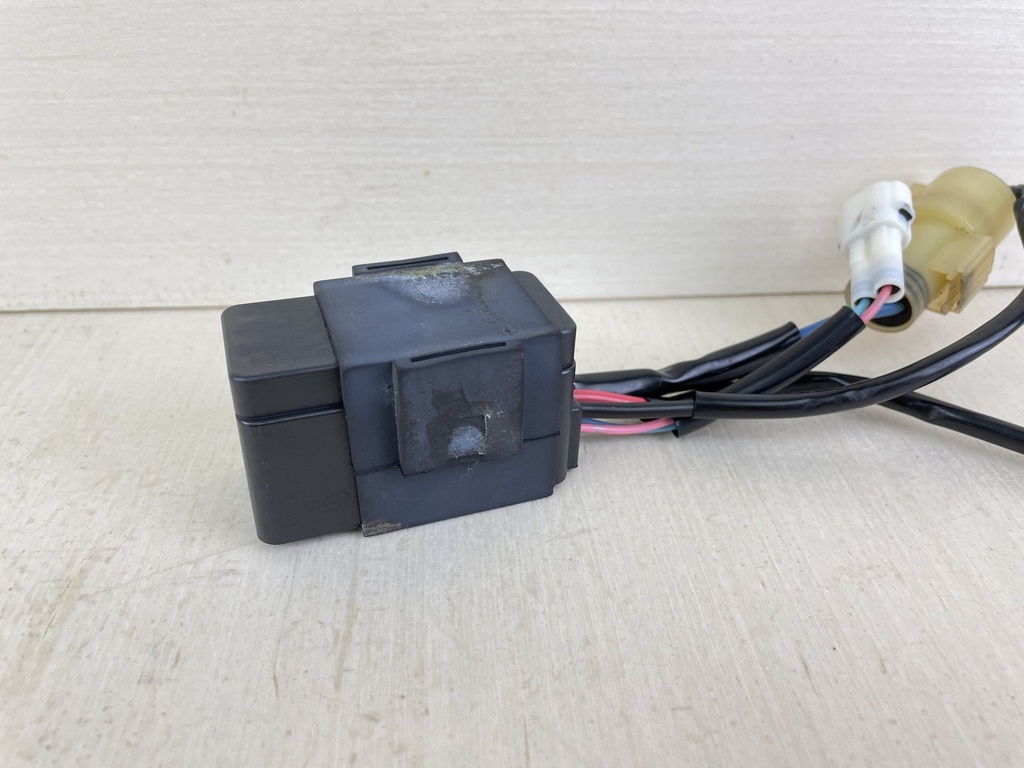 2005 Suzuki DF140 140HP 4 Stroke Outboard Power Tilt Tilt PTT Relay 38410-93J12