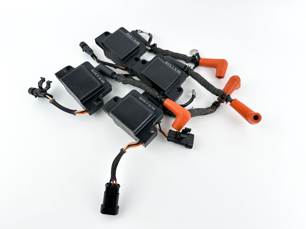 2017 Evinrude 115 HP 2 Stroke Outboard Ignition Coil Set 0586980 OEM