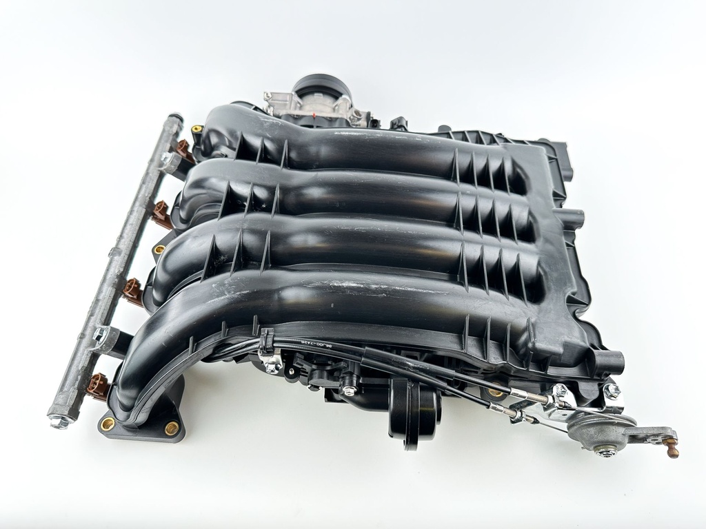 2017 Suzuki 200 HP 4 Stroke Outboard Intake Manifold 13300-96J01 OEM