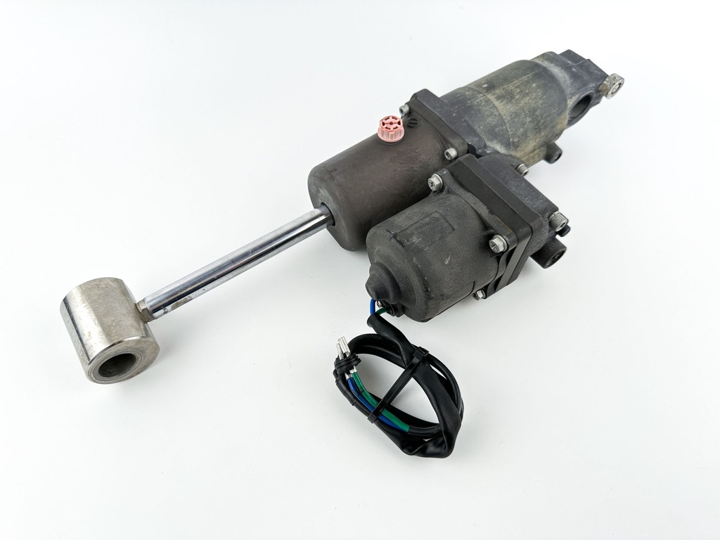Johnson Suzuki DF 70 90 115 HP Outboard Power Tilt Trim Unit Assembly