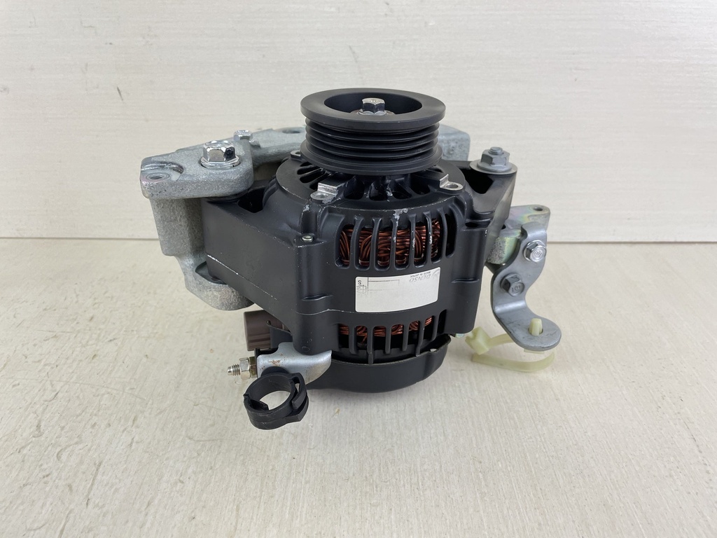 1997 & Up Honda 115 130 HP 4 Stroke Outboard Alternator 31630-ZW5-003