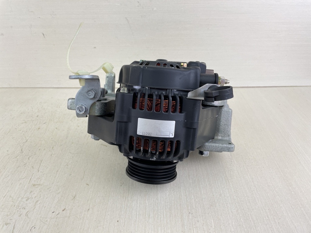 1997 & Up Honda 115 130 HP 4 Stroke Outboard Alternator 31630-ZW5-003