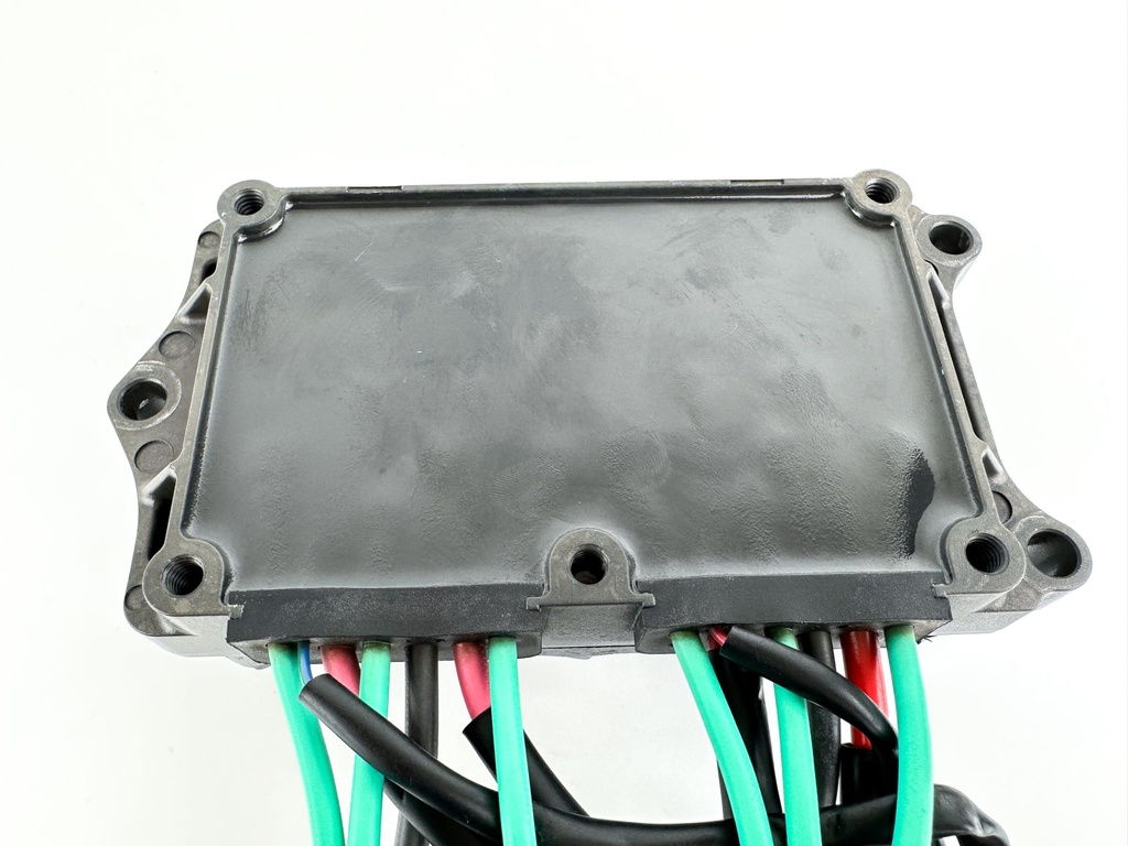 2014 Yamaha 300 HP 4 Stroke Outboard Rectifier & Regulator 6CE-81960-00-00 OEM