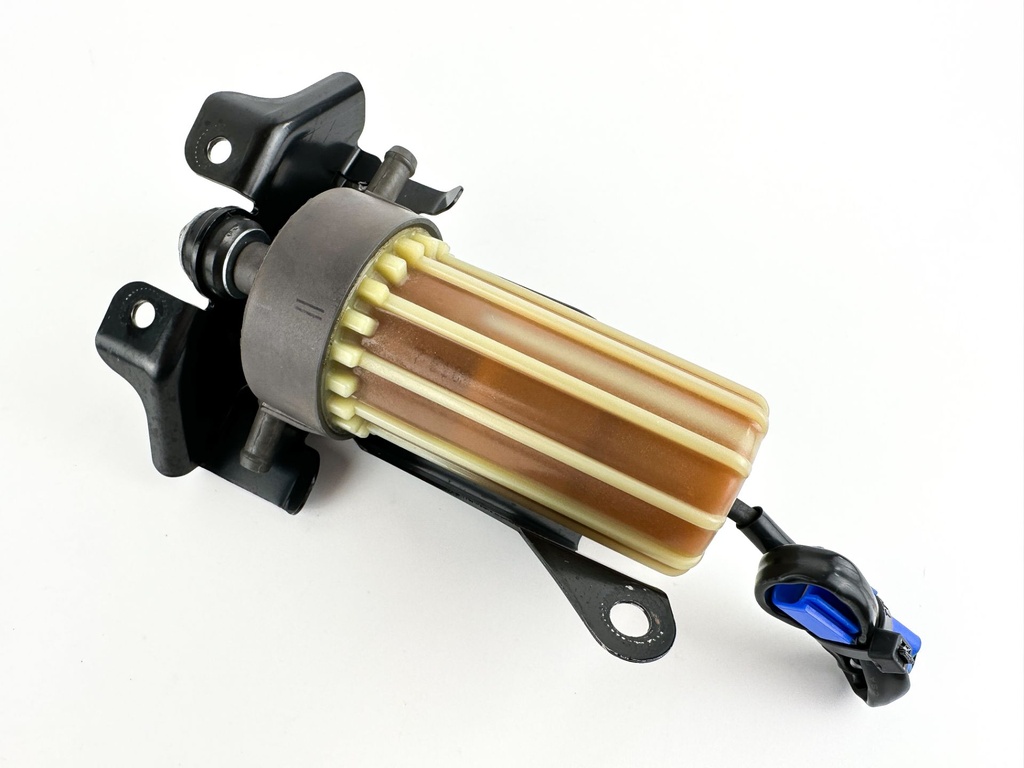 2014 Yamaha 300 HP 4 Stroke Outboard Fuel Filter Assembly 6P3-24560-22-00 OEM