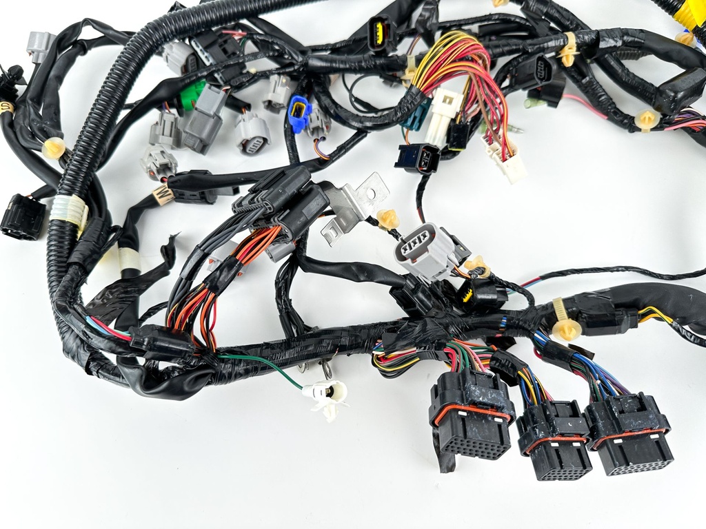 2014 Yamaha 300 HP 4 Stroke Outboard Engine Wire Harness 6CE-82590-10-00 OEM