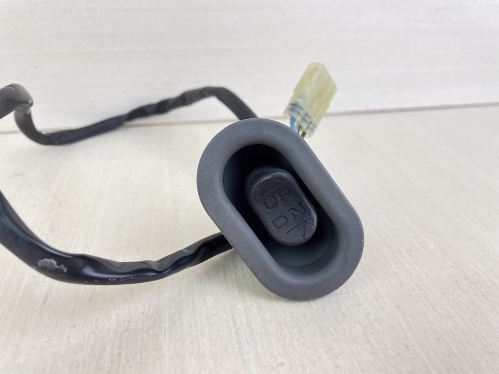 2002 Honda 115 130 HP 4 Stroke Outboard Trim Tilt Switch 35640-ZW1-023