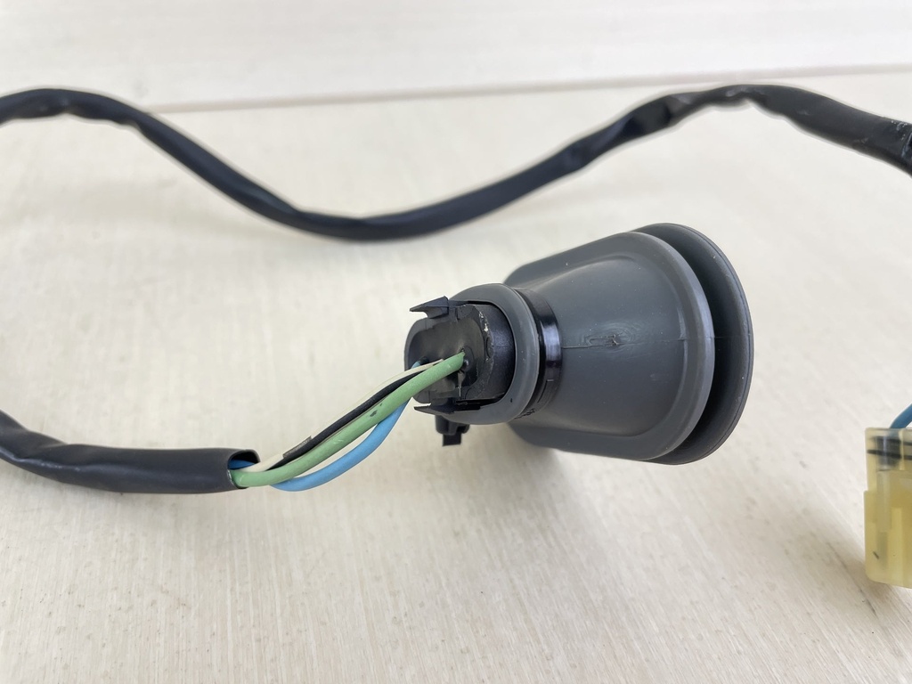 2002 Honda 115 130 HP 4 Stroke Outboard Trim Tilt Switch 35640-ZW1-023