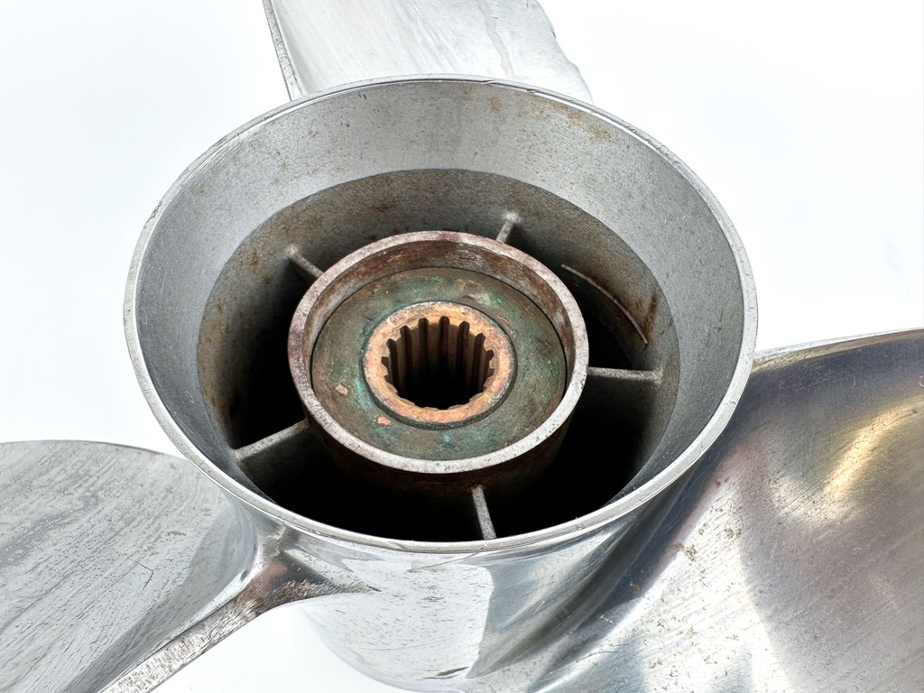 Suzuki Stainless Prop Propeller 3 x 14 x 19P Right Hand Rotation