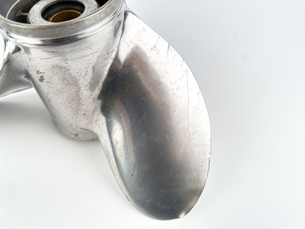 Suzuki Stainless Prop Propeller 3 x 14 x 19P Right Hand Rotation
