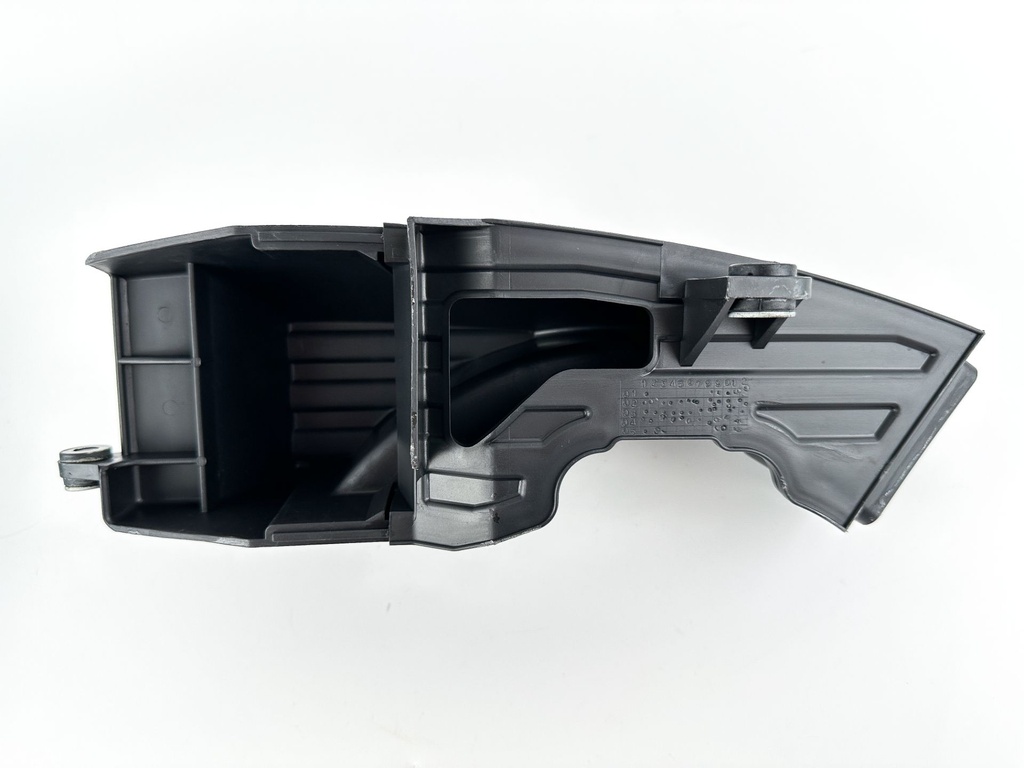 2019 Suzuki 115 HP 4 Stroke Outboard Intake Air Silencer Assembly 13810-90J01 OEM