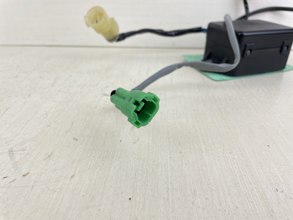 Honda 115 130 HP 4 Stroke Outboard Power Trim Tilt Relay Unit 38550-ZW5-003