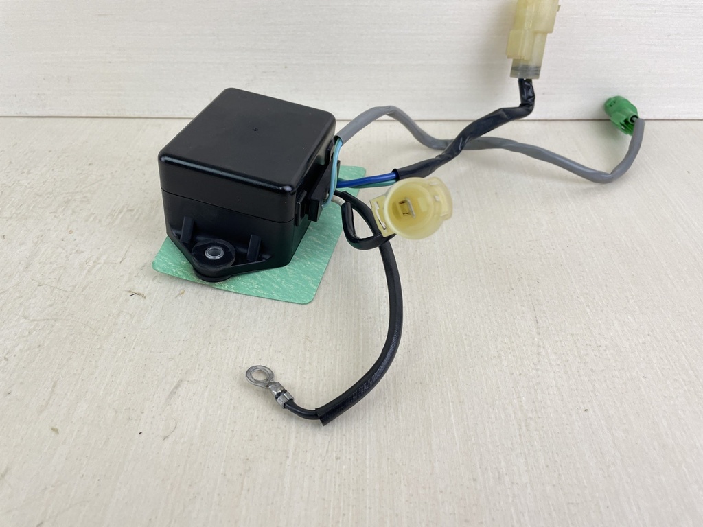 Honda 115 130 HP 4 Stroke Outboard Power Trim Tilt Relay Unit 38550-ZW5-003