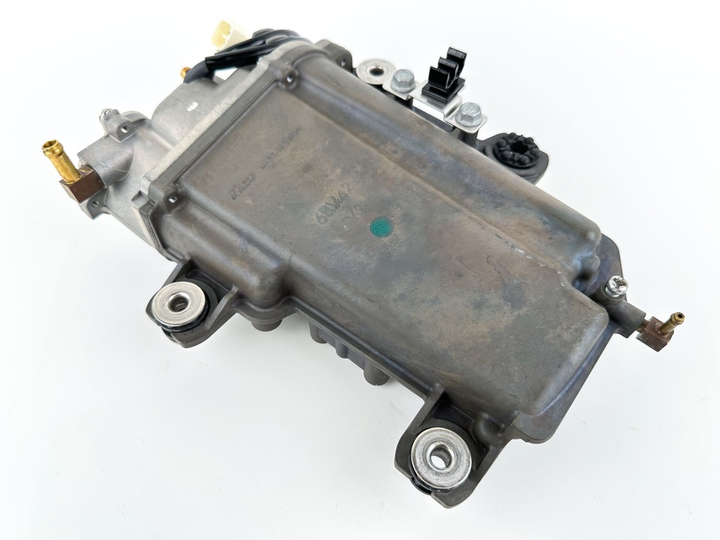 2013 Yamaha 115 HP 4 Stroke Outboard VST Float Chamber Assembly 68V-14180-42-00 OEM