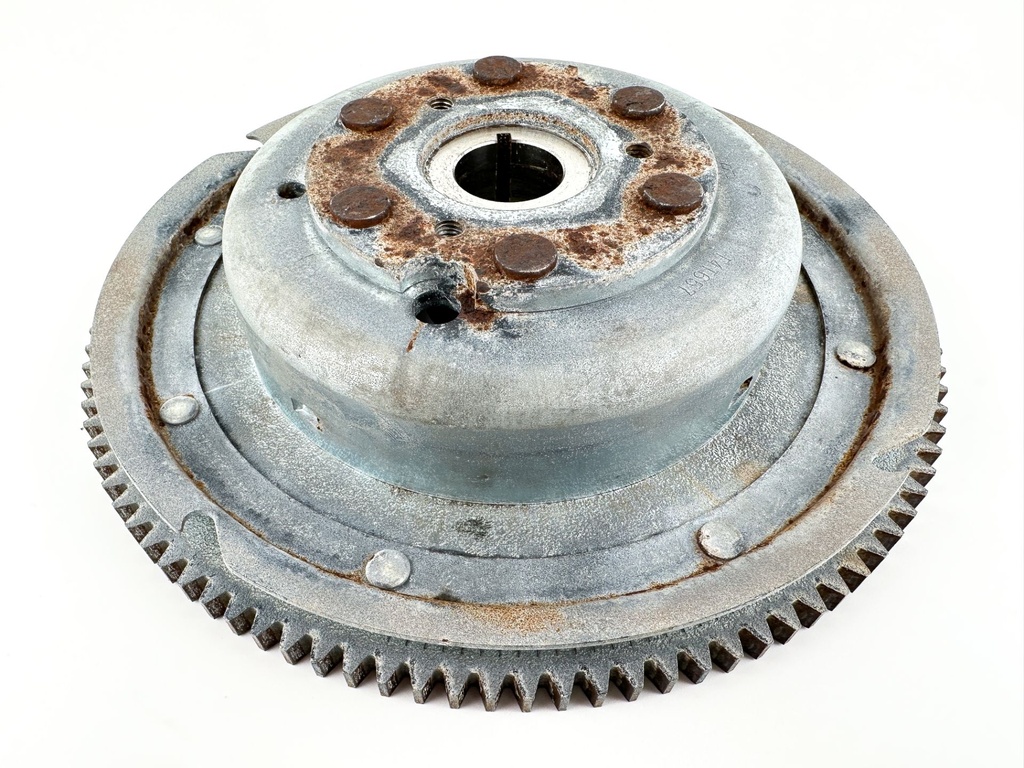 2013 Yamaha 115 HP 4 Stroke Outboard Flywheel Rotor 68V-81450-00-00 OEM