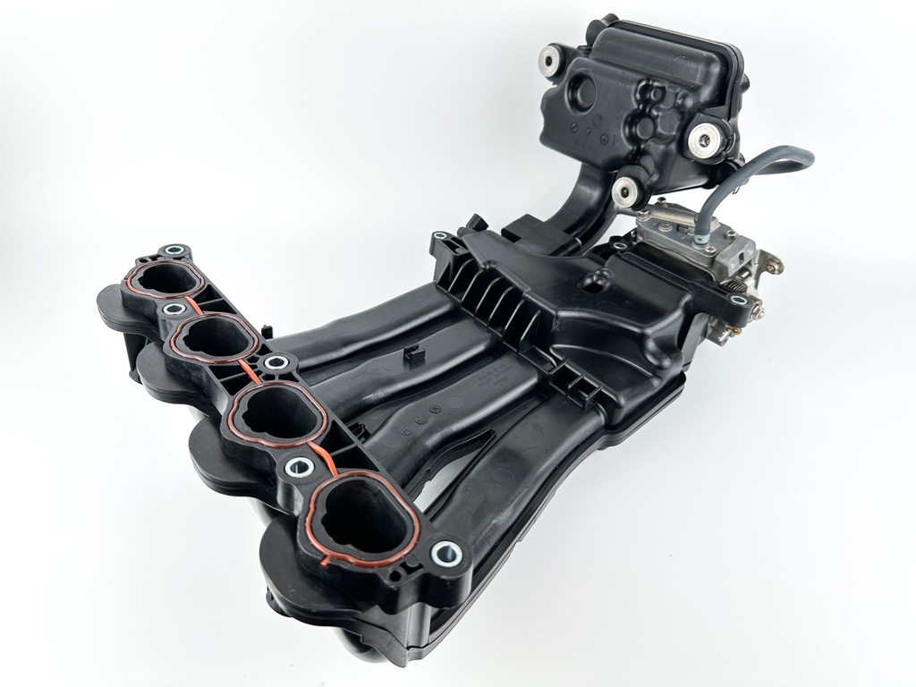 2013 Yamaha 115 HP 4 Stroke Outboard Intake Manifold W/ Throttle Body 68V-W1364-10-00