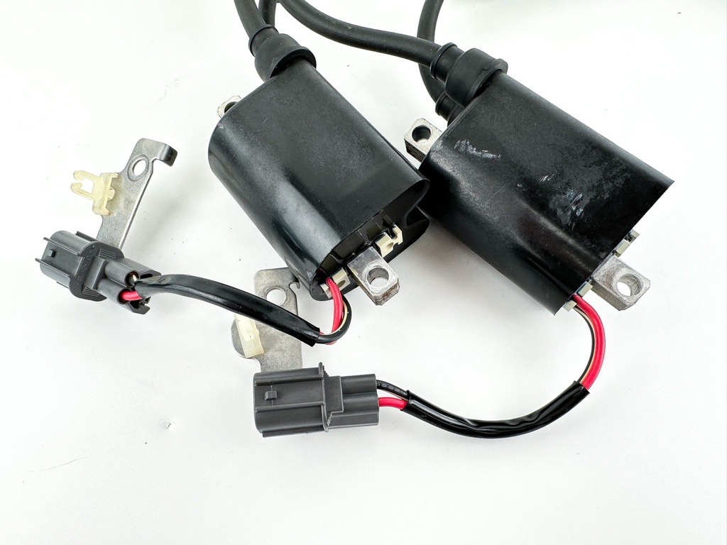2013 Yamaha 115 HP 4 Stroke Outboard Ignition Coil Set 68V-82310-00-00 OEM