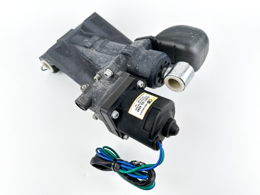 Yamaha F115 115 HP 4 Stroke Outboard Power Trim Tilt Unit 68V-43800-01-4D OEM