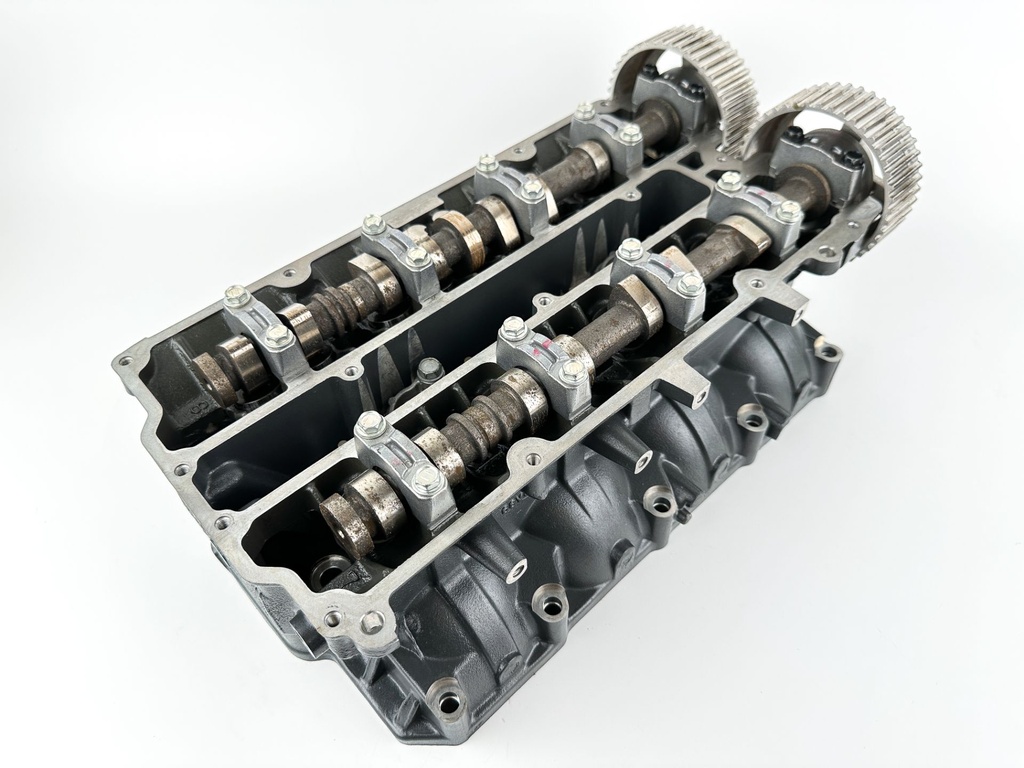 2013 Yamaha 115 HP 4 Stroke Outboard Cylinder Head 68V-W009A-08-9S OEM