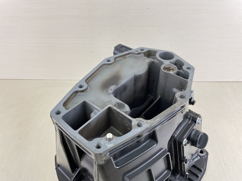 06-08 Suzuki DF 150 175 HP 4 Stroke Outboard Oil Pan Assembly 11501-96J03-0EP