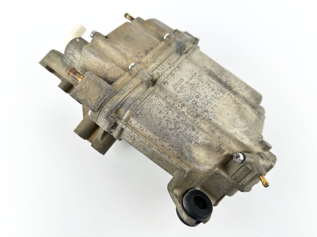 2007 Suzuki 300 HP 4 Stroke Outboard Vapor Separator Tank VST 15600-98J01 OEM