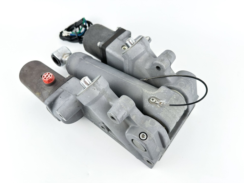 2007 Suzuki 300 HP 4 Stroke Outboard Power Trim Tilt Unit 48500-98J03 OEM