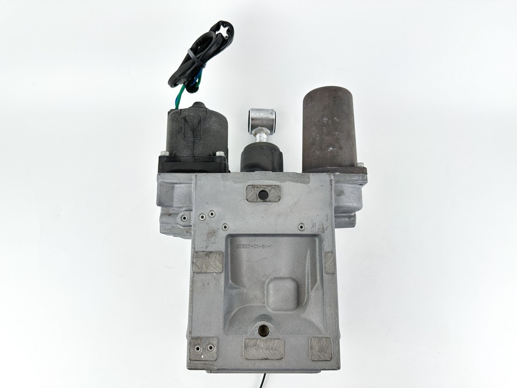 2007 Suzuki 300 HP 4 Stroke Outboard Power Trim Tilt Unit 48500-98J03 OEM