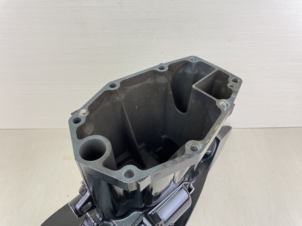 2006-2011 Suzuki DF 150 175 HP 4 Stroke Outboard 25" Driveshaft Housing 52111-96J11-0EP