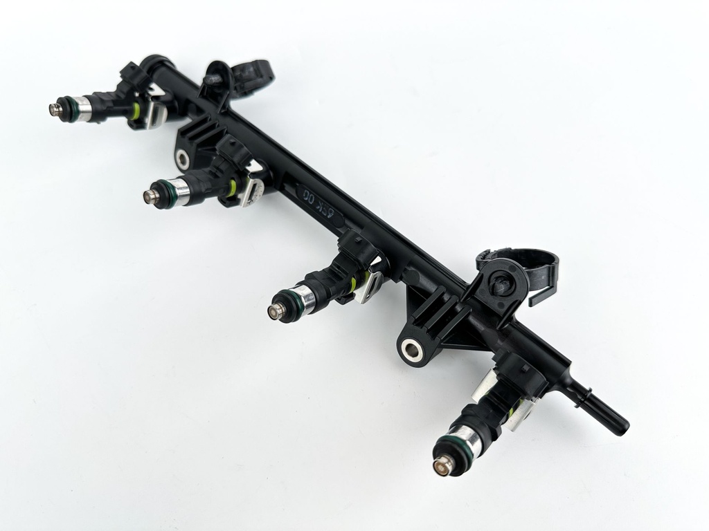 2019 Yamaha 115 HP 4 Stroke Outboard Fuel Injector Set W/ Rail 6EK-13160-00-00 OEM