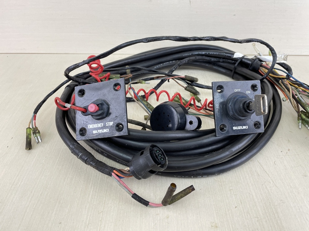 Suzuki Outboard Rigging Setup With Key Switch Extension Harness Gauge