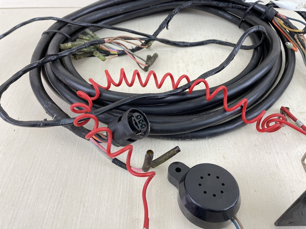 Suzuki Outboard Rigging Setup With Key Switch Extension Harness Gauge