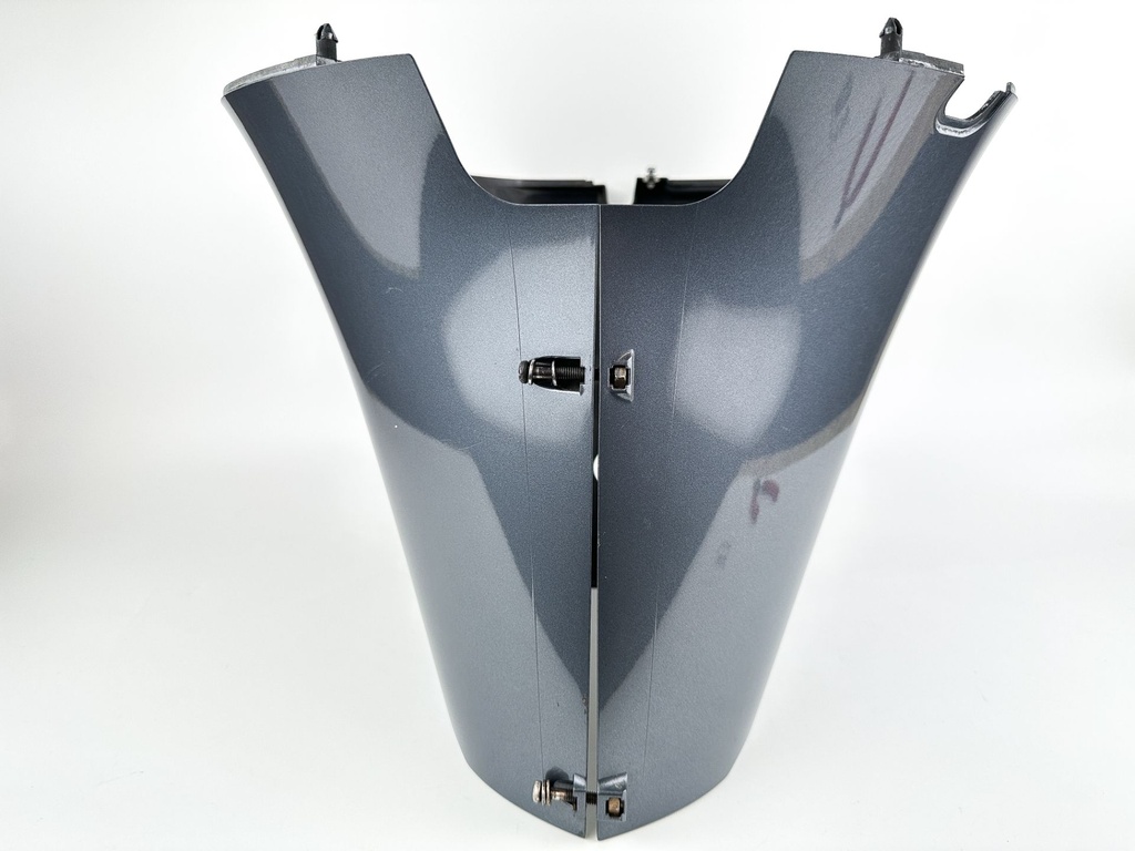 2019 Yamaha 115 HP 4 Stroke Outboard Lower Apron Cover 6EK-42741-00-8D OEM