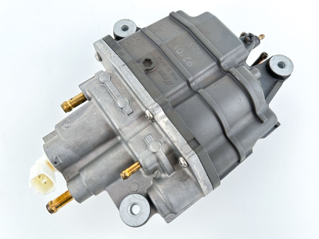 2019 Suzuki 115 HP 4 Stroke Outboard Vapor Separator Tank VST 15600-92J50 OEM