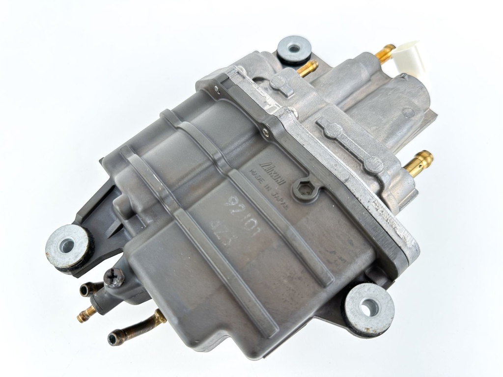 2019 Suzuki 115 HP 4 Stroke Outboard Vapor Separator Tank VST 15600-92J50 OEM