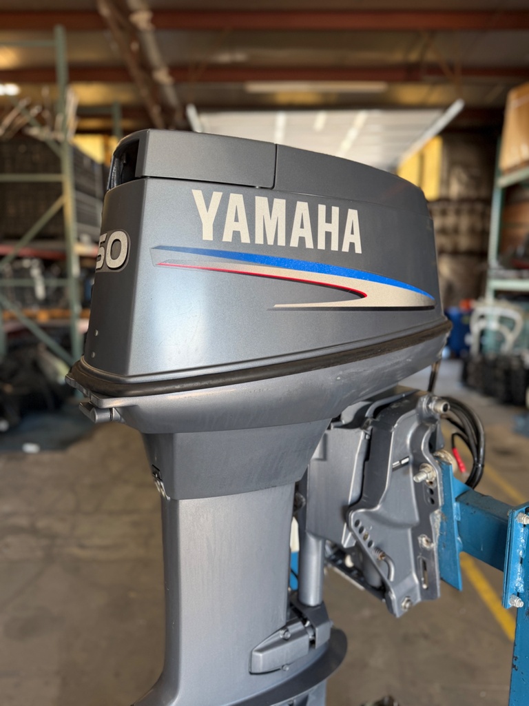 2004 Yamaha 50HP 2 Stroke Outboard Engine W/ 20" Shaft