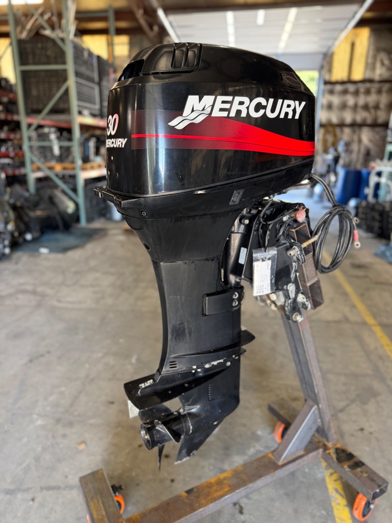 2000 Mercury 30 HP 2 Stroke Outboard Engine With 20" Shaft - Long