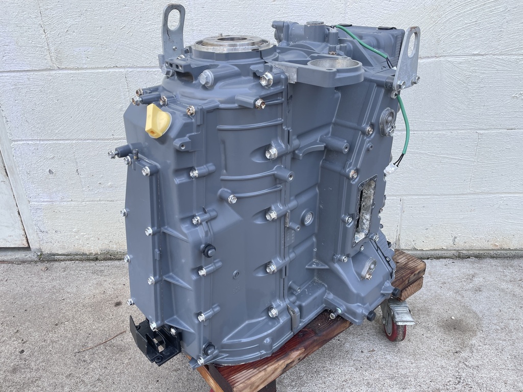 06-11 Suzuki DF 150 175 HP 4 Stroke Outboard Powerhead Assembly Crankcase 220 Hours