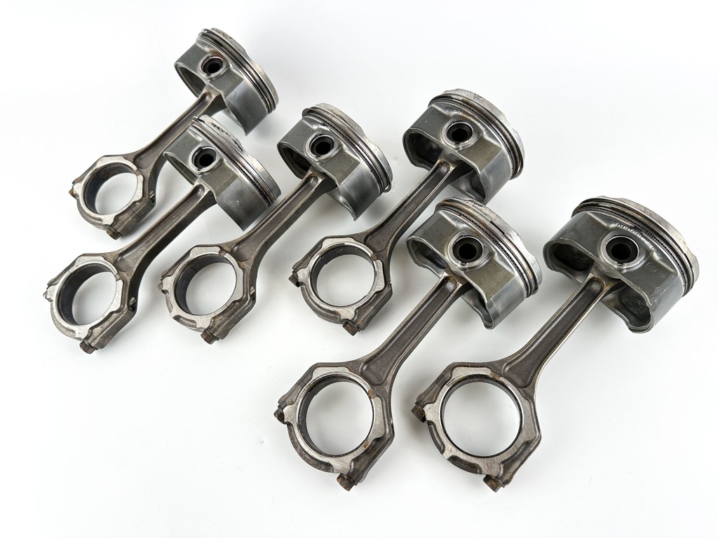 2012 Yamaha 250 HP 4 Stroke Outboard Piston & Connecting Rod Set 6CB-W1165-00-00 OEM