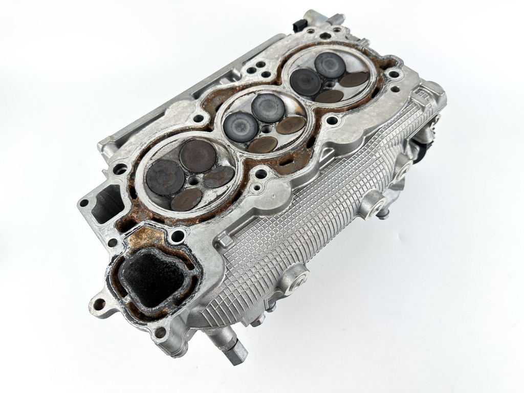 2012 Yamaha 250 HP 4 Stroke Outboard Starboard Cylinder Head 6CB-W009A-00-00 OEM