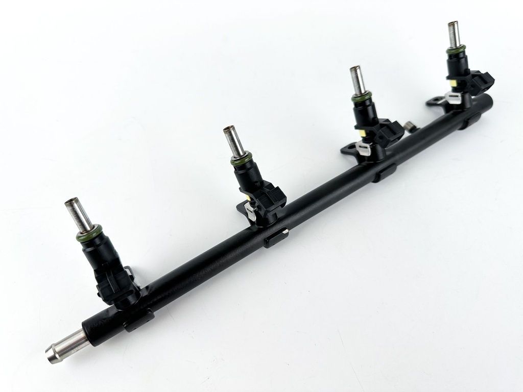 2016 Mercury 90 HP 4 Stroke Outboard Fuel Injector Set W/ Rail 8M6002428 OEM