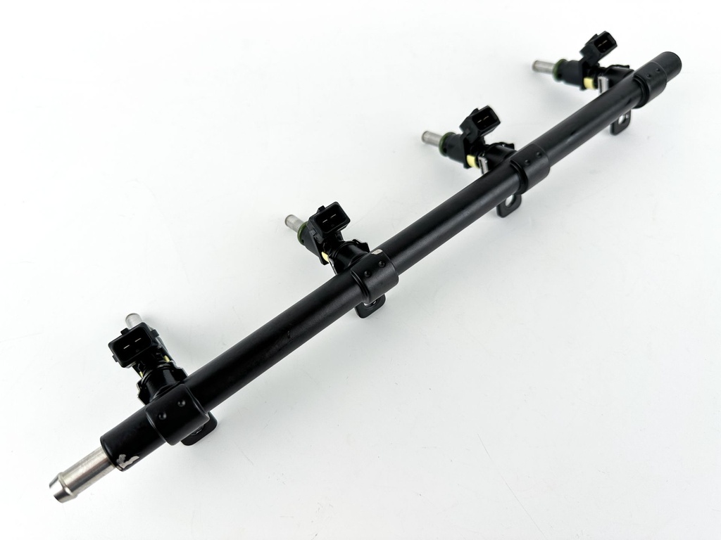 2016 Mercury 90 HP 4 Stroke Outboard Fuel Injector Set W/ Rail 8M6002428 OEM
