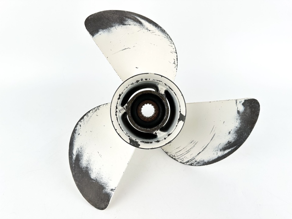 Yamaha 115 HP 4 Stroke Outboard Propeller 13 1/2" x 15P OEM