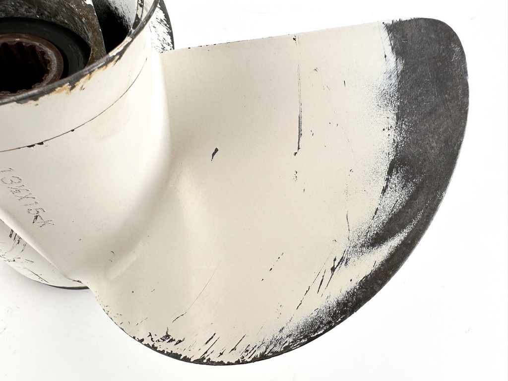 Yamaha 115 HP 4 Stroke Outboard Propeller 13 1/2" x 15P OEM