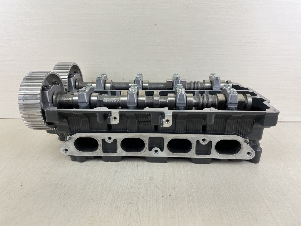 2016 Yamaha 90HP 4 Stroke Outboard Cylinder Head Complete 6D8-W009A-04-9S