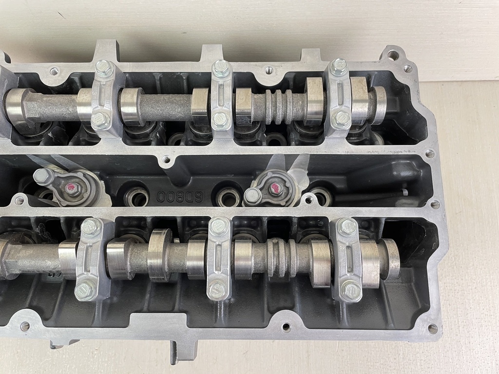 2016 Yamaha 90HP 4 Stroke Outboard Cylinder Head Complete 6D8-W009A-04-9S