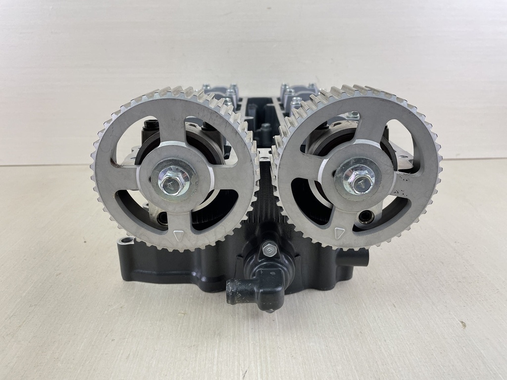 2016 Yamaha 90HP 4 Stroke Outboard Cylinder Head Complete 6D8-W009A-04-9S